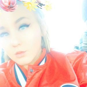 Meet your Posher, Chelsy